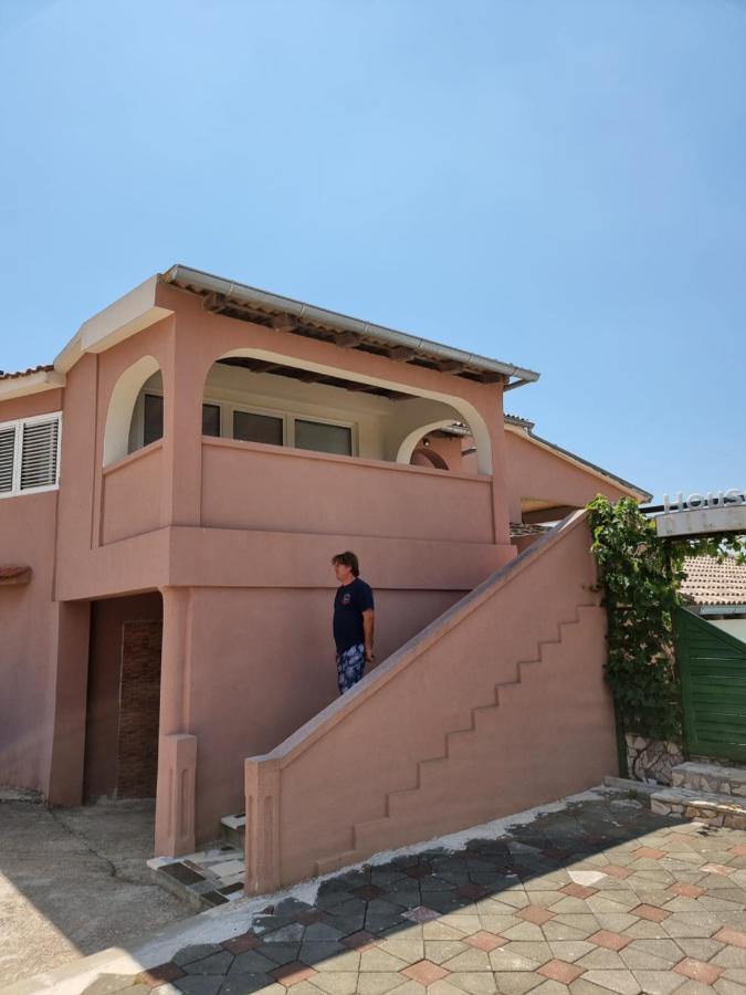 Guesthouse Dila Galovac  外观 照片
