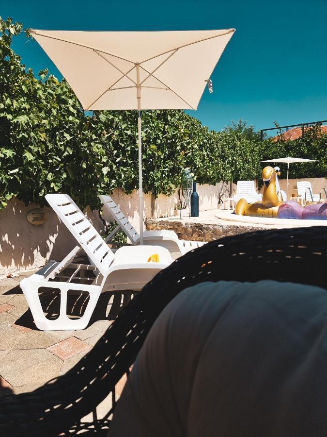 Guesthouse Dila Galovac  外观 照片